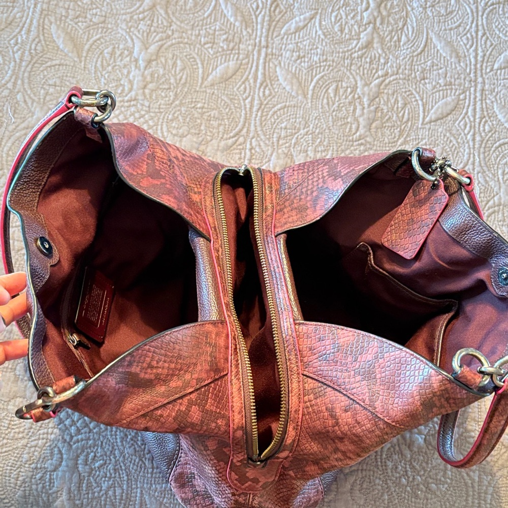 Brown and Pink Leather Shoulder Bag - Picture 3 of 6